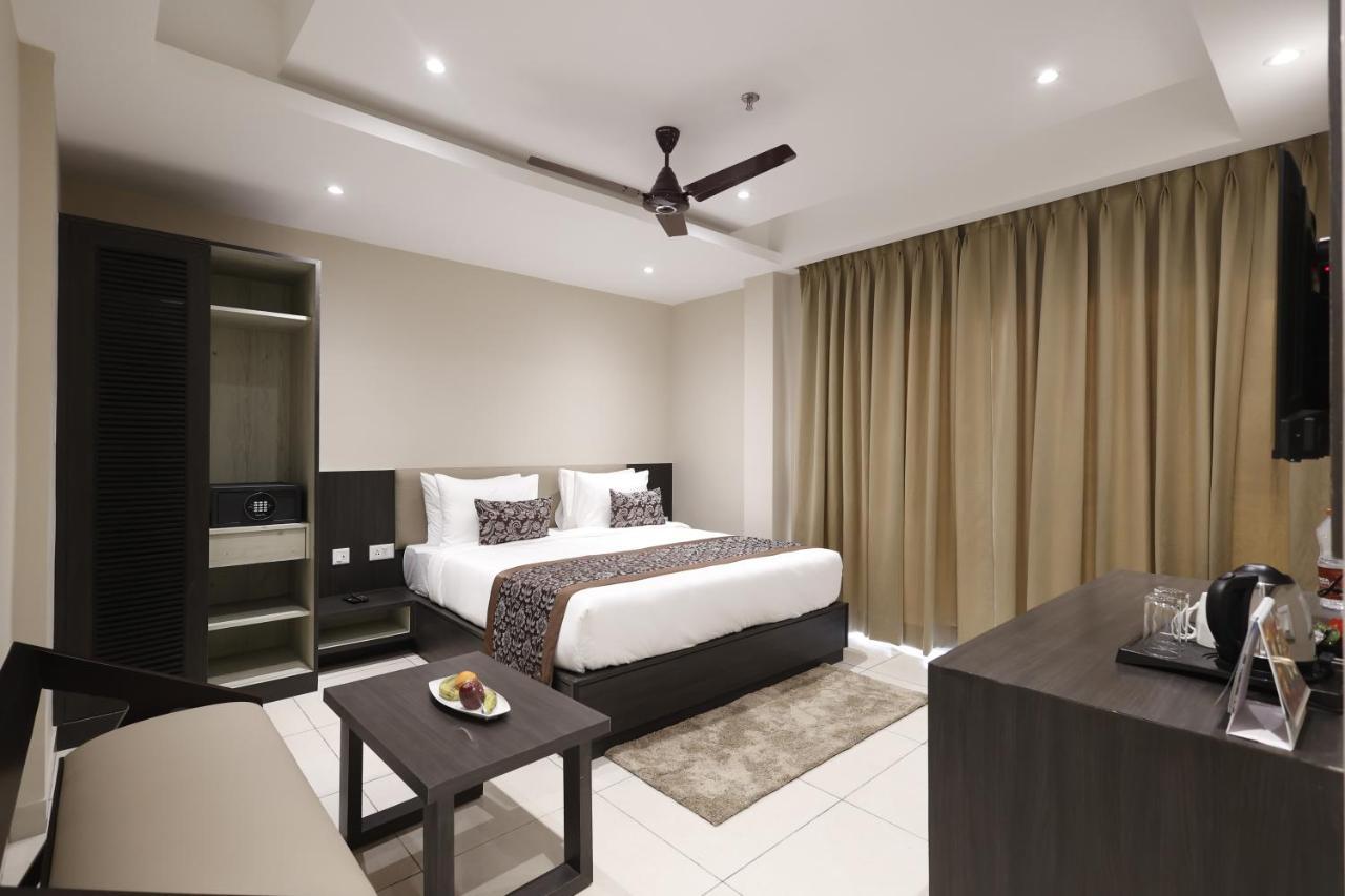 Pride Biznotel Canopus, Digha Дигха Экстерьер фото