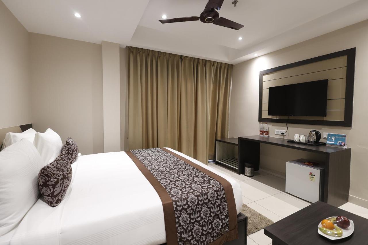Pride Biznotel Canopus, Digha Дигха Экстерьер фото
